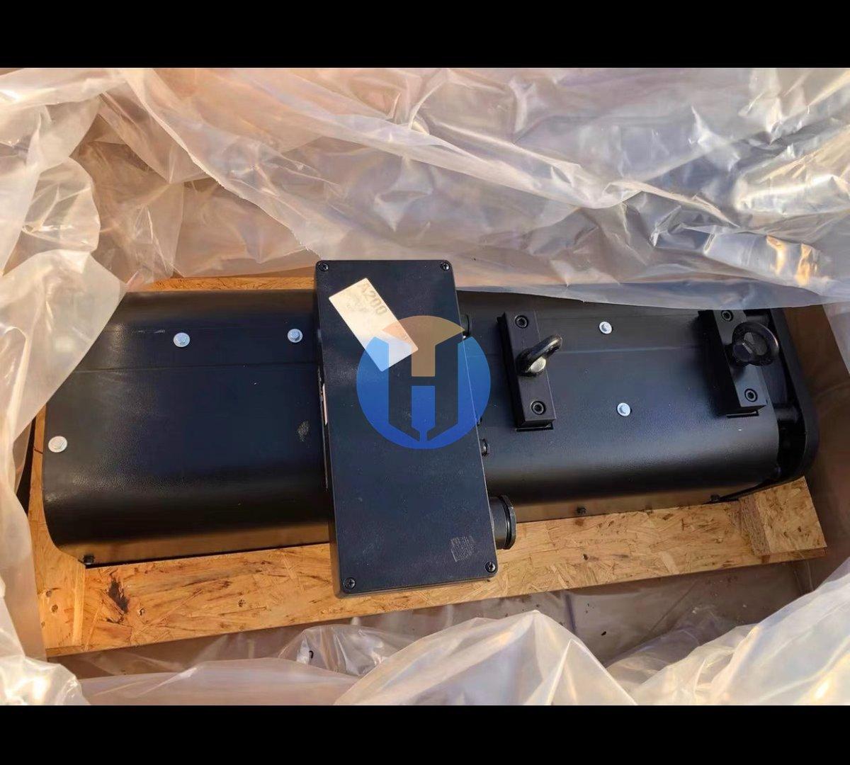 NEW AMK SERVO MOTOR DH16-240-4-IBF NEW AMK SERVO MOTOR DH16-240-4-IBF Industrial Automation Part - Image 1