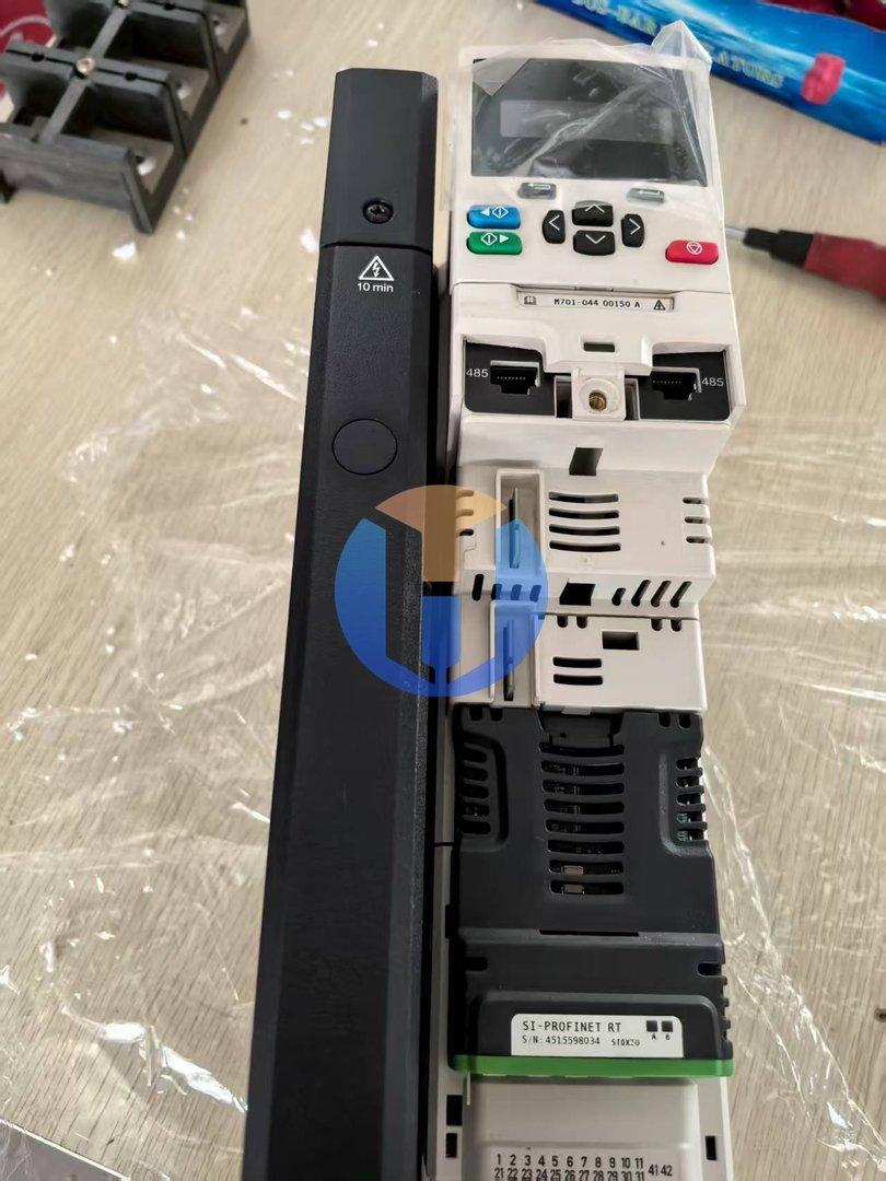 Unused M701-044 00150A Emerson CT AC Control Techniques Drive Unused M701-044 00150A Emerson CT AC Control Techniques Drive Industrial Automation Part - Image 1
