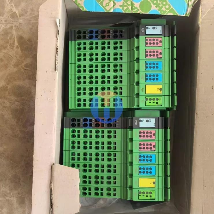 NEW Phoenix Contact ILB BT ADIO MUX-OMNI PLC Wireless 2884208 NEW Phoenix Contact ILB BT ADIO MUX-OMNI PLC Wireless 2884208 Industrial Automation Part - Image 1