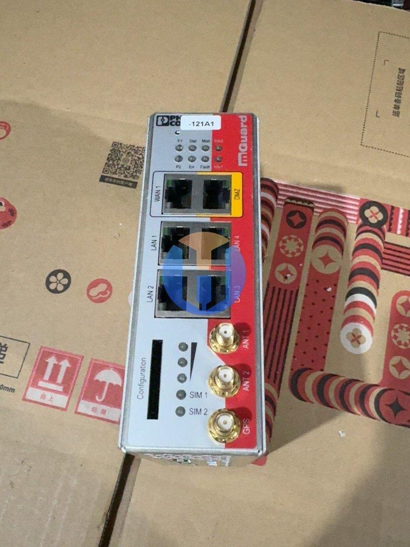 USED PHOENIX CONTACT TC MGUARD RS4000 USED PHOENIX CONTACT TC MGUARD RS4000 Industrial Automation Part - Image 1
