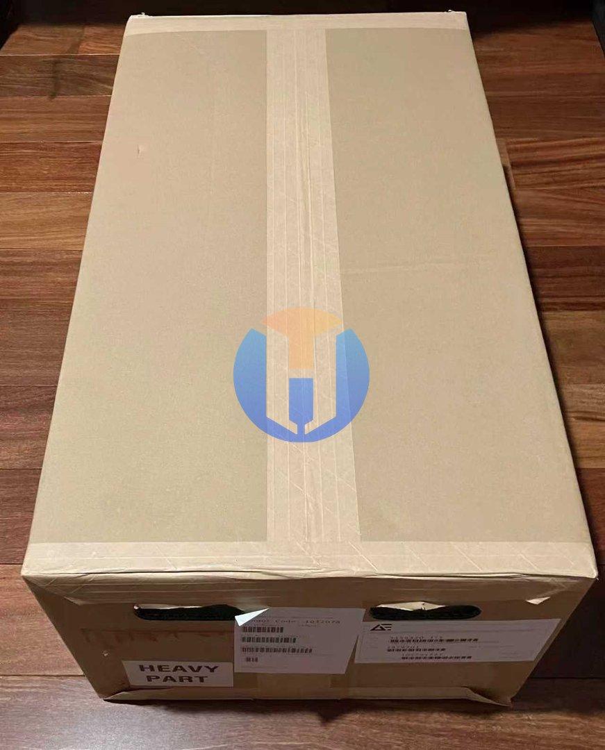 NEW ADVANCED ENERGY 3156330-371 RF Generator NEW ADVANCED ENERGY 3156330-371 RF Generator Industrial Automation Part - Image 1