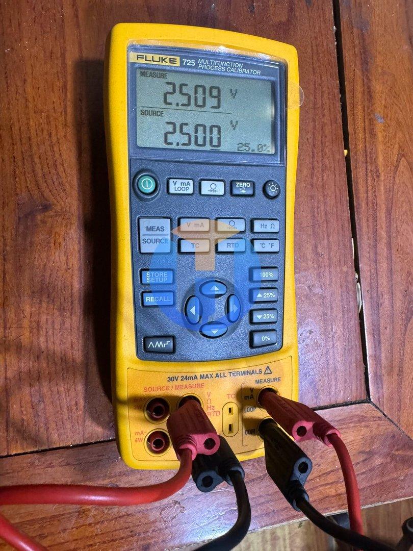 USED Fluke 725 Multifunction Process Calibrator USED Fluke 725 Multifunction Process Calibrator Industrial Automation Part - Image 1