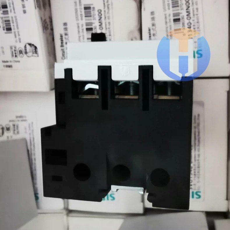 120 UNIT NEW SIEMENS 3VU1340-0MN00 14-20A 120 UNIT NEW SIEMENS 3VU1340-0MN00 14-20A Industrial Automation Part - Image 1