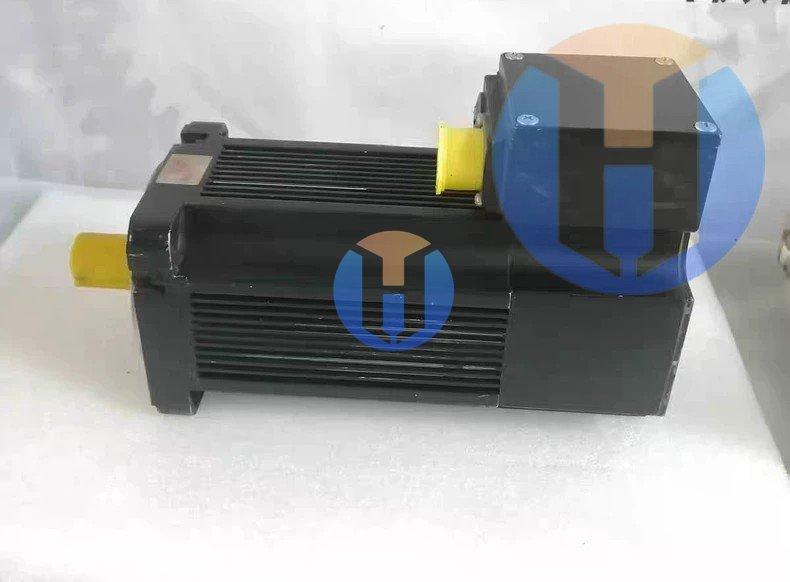 1 UNIT UNSED MOOG T-1-V4-060-00-00-SM 1 UNIT UNSED MOOG T-1-V4-060-00-00-SM Industrial Automation Part - Image 1
