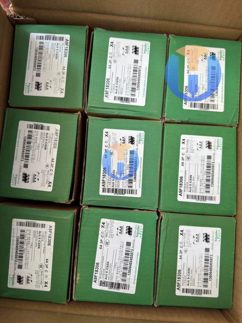 76 UNIT NEW Schneider Electric iC65N 3P C6A 76 UNIT NEW Schneider Electric iC65N 3P C6A Industrial Automation Part - Image 1