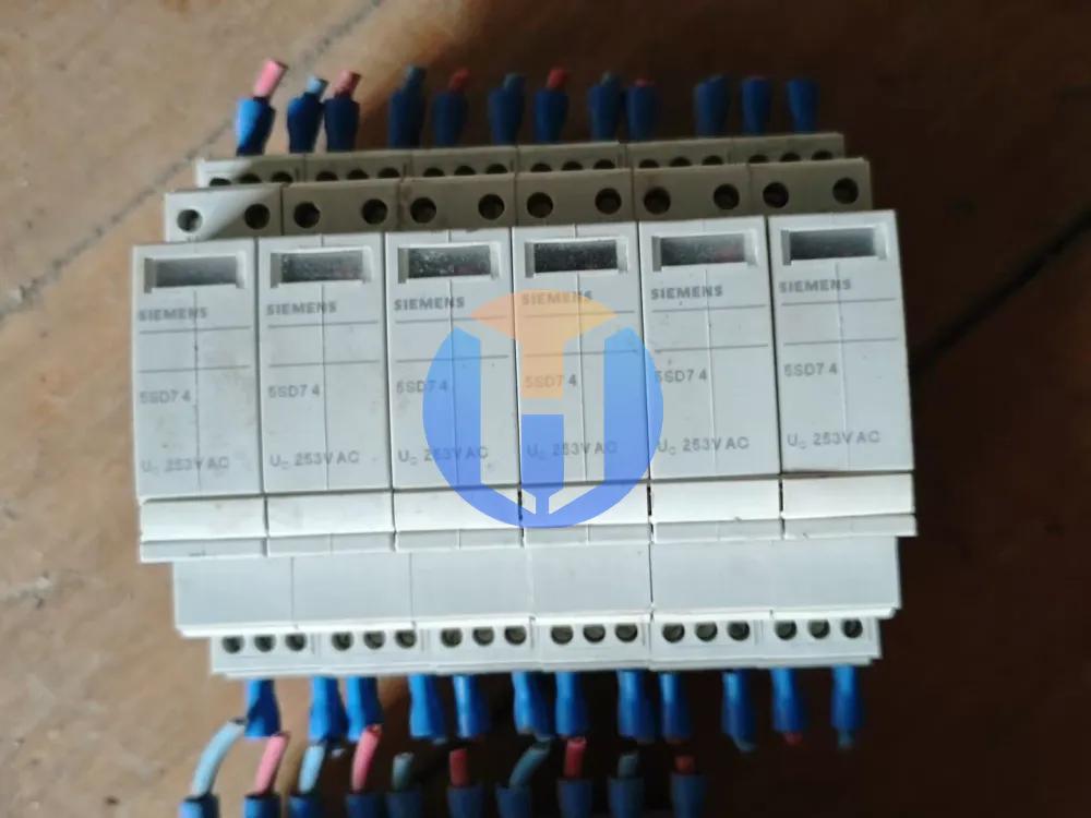 SIEMENS 5SD7 432-1 SIEMENS 5SD7 432-1 Industrial Automation Part - Image 1