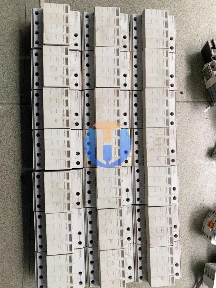 SIEMENS 5SD7454-0CC SIEMENS 5SD7454-0CC Industrial Automation Part - Image 1