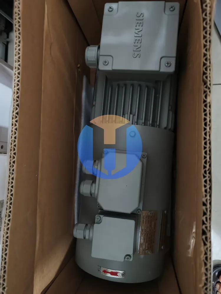 SIEMENS 1P1LE0001-0EB42-1AA4-Z SIEMENS 1P1LE0001-0EB42-1AA4-Z Industrial Automation Part - Image 1