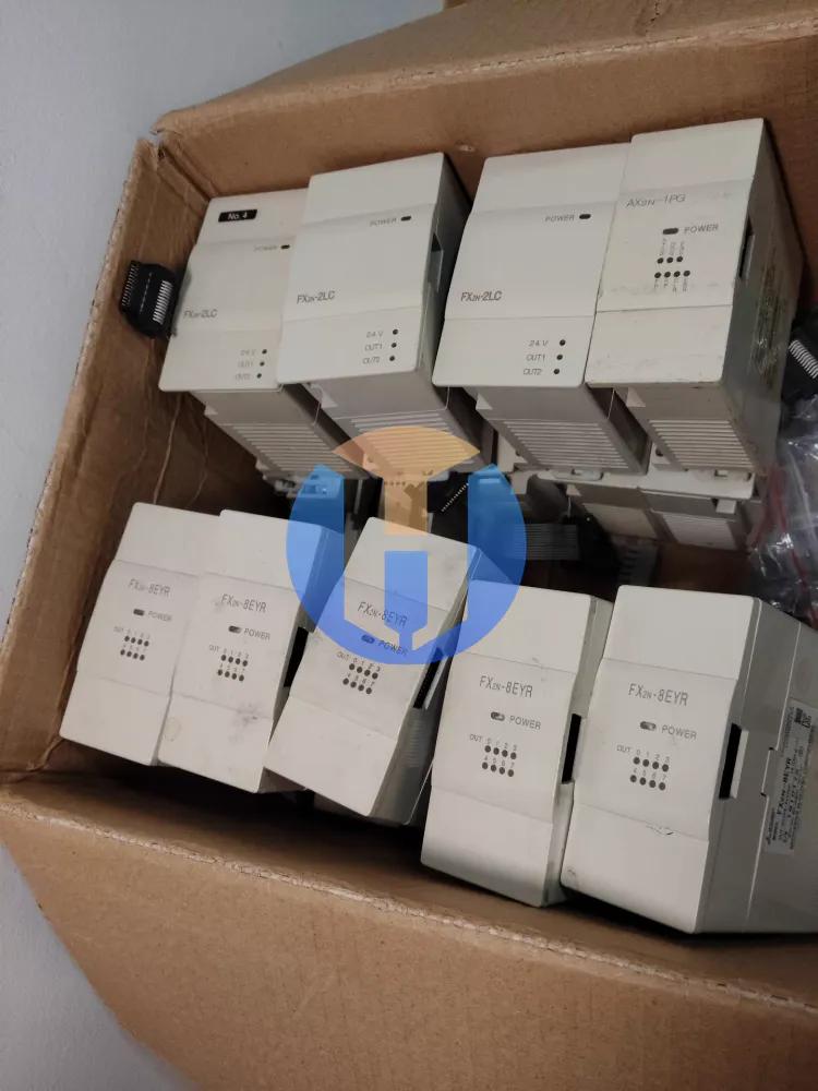 Mitsubishi FX2N-8EYR��FX2N-16EX Mitsubishi FX2N-8EYR��FX2N-16EX Industrial Automation Part - Image 1