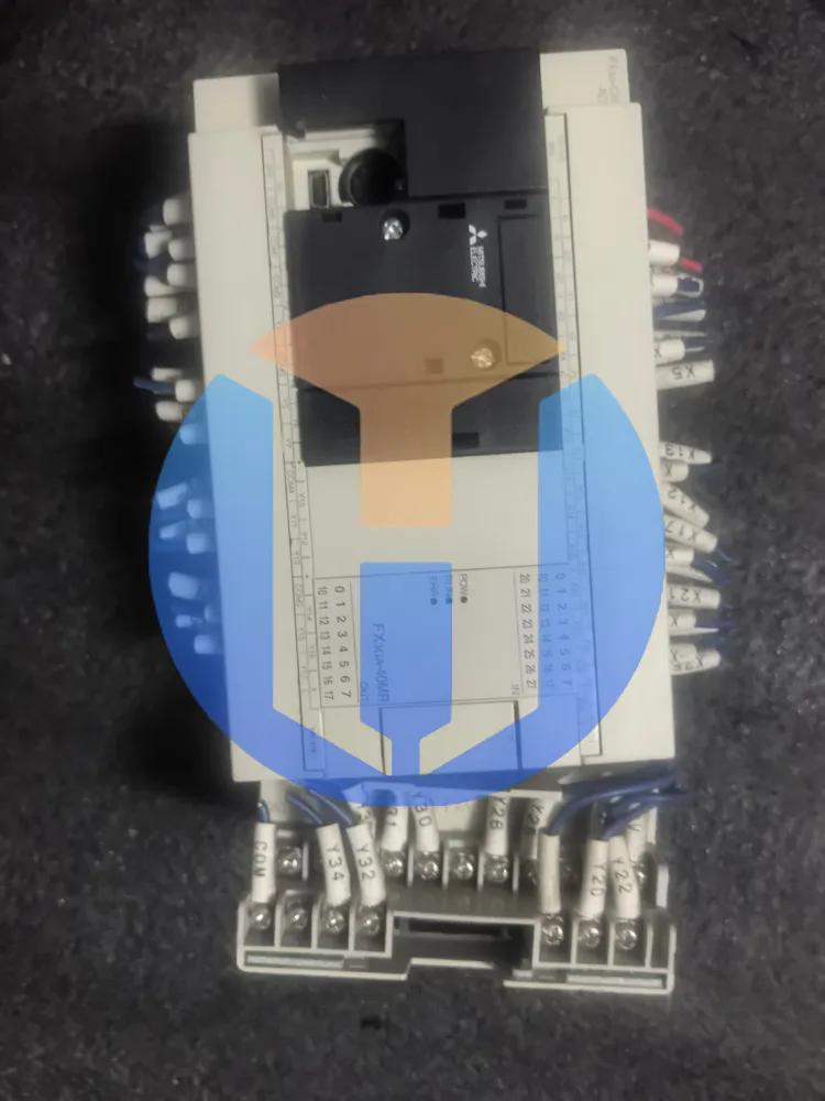 Mitsubishi FX3GA-40MR-CM FX3G-CNV-ADP FX2N-16EYR Mitsubishi FX3GA-40MR-CM FX3G-CNV-ADP FX2N-16EYR Industrial Automation Part - Image 1