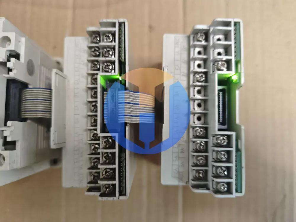 Mitsubishi FX2N-16EYR Mitsubishi FX2N-16EYR Industrial Automation Part - Image 1