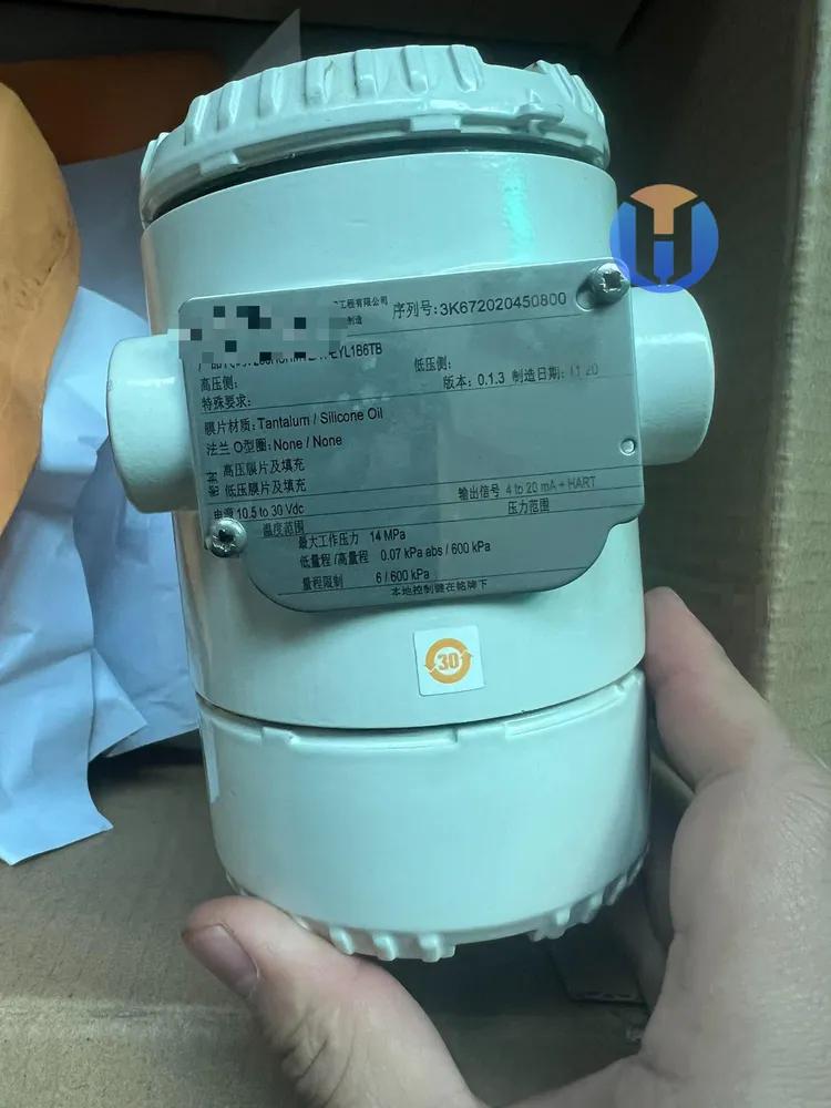NEW ABB 266HSH Pressure Transmitter NEW ABB 266HSH Pressure Transmitter Industrial Automation Part - Image 1